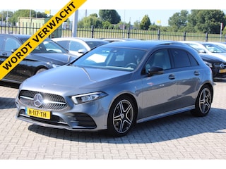 Mercedes-Benz A-klasse 180 AUT7 AMG LINE NIGHT PAKKET PANORAMADAK SFEER CARPLAY <<NL AUTO>>