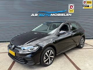 Volkswagen Polo 1.0 TSI Life Business DIGITAL DASH/ CARPLAY /PDC