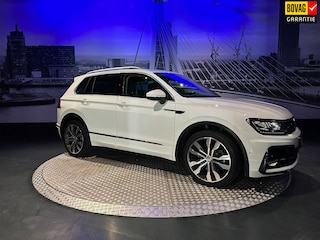 Volkswagen Tiguan 2.0 TSI 4Motion Highline Business R *360camera*Appconnect*