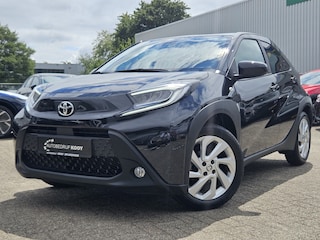 Toyota Aygo 1.0 VVT-i MT First Limited / Stoelverwarming / Climate Control / LED