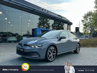 Volkswagen Golf 1.5 eTSI Style I Pano I Memory I Sportstoelen I Navi I 8 Inch LM