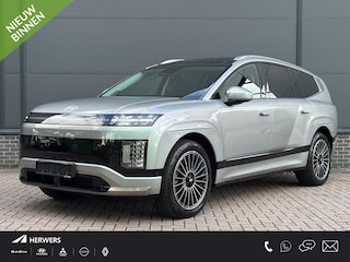Hyundai Ioniq 9 Lounge AWD 6p. 110.3 kWh / Voor-achter stoelverwarming / Voor-achter stoelverkoeling / BOSE geluidsysteem / Warmtepomp / Elektrisch verstelbare voorstoelen met geheugen / 360° camera / Dodehoekcamera / Panoramisch glazen dak / Verwarmd stuurwiel / Vehicle-to-Load / 800V snellaadsysteem /