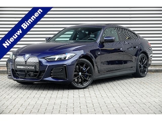 BMW i4 eDrive40 M Sport Edition 84 kWh Comfort Pack | Trekhaak | Schuifdak