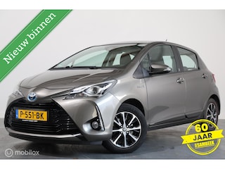 Toyota Yaris 1.5 Hybrid Design - Stoelverwarming - Camera - Bluetooth