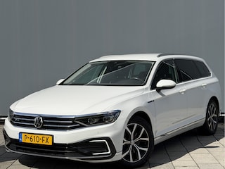Volkswagen Passat Variant BWJ 2021 | 1.4TSI 218PK PHEV GTE Business AUTOMAAT | LEDER/ALCANTARA | CLIMA | NAVI | SPORTSTOELEN | CAMERA A | STOELVERW | 17'' LMV |