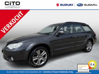 Subaru Outback 2.5i Exclusive Edition Automaat | Trekhaak afneembaar | All Seasonbanden | Dealer onderhouden