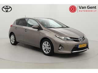 Toyota Auris 1.8 Hybrid Lease Plus | Panoramadak | Navigatie | Stoelverwarming | Parkeersensoren voor/achter | Keyless | Cruise Control | Clima | Camera | Xenon | 16 inch | Bluetooth