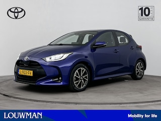 Toyota Yaris 1.5 Hybrid Dynamic Navi Automaat | Climate Control | Parkeercamera | Metallic Lak | Lichtmetalen Velgen |