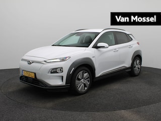 Hyundai Kona EV Premium 64 kWh | Head up Display | Stoelverwarming-/ verkoeling | Warmtepomp | Cruise Control Adaptief |