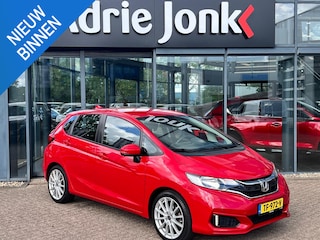Honda Jazz 1.3 i-VTEC Comfort 102pk AUTOMAAT | TREKHAAK | NAVIGATIE | PARKEERSENSOREN V+A | STOELVERWARMING | 17" LM VELGEN |
