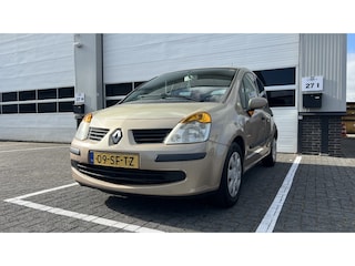 Renault Modus 1.6-16V Tech Road