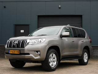 Toyota Land Cruiser 2.8 D-4D-F Challenger Window Van 1e EIGENAAR! BF GOODRICH! GOED ONDERHOUDEN!