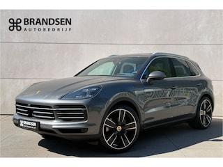 Porsche Cayenne 3.0 E-Hybrid ACC-Luchtvering-Burmester-Trekhaak-Head up-Pano-22"-Keyless