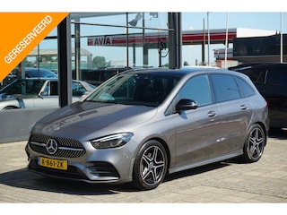 Mercedes-Benz B-klasse 200 Business Solution AMG | PANO | massage | trekhaak | sfeer | elct stoelen