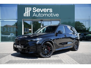 BMW X5 xDrive50e | 22'' velgen | Carbon interieur | M Sport Pro | Panoramadak | Driving assis Prof | Parking Assistant Professional | Head-up display | Trekhaak | Harman & kardon Surround Sound System | Comfort Stoelen |
