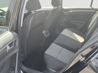 Volkswagen Golf 1.2 TSi Edition | CLIMA | 17" | PDC | TREKHAAK |