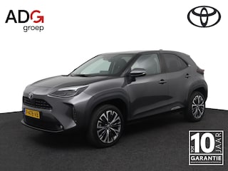 Toyota Yaris Cross 1.5 Hybrid Executive | Leder - Stof bekleding | Dodehoekherkening | Trekhaak | Parkeersensoren |