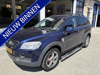 Chevrolet Captiva 2.4i Style 2WD- NL AUTO. NAP/DEALER OND./AIRCO/NW APK/7 PERS.