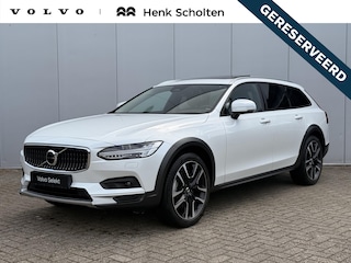Volvo V90 B5 AWD AUT8 250PK Plus | Panoramadak | Harman Kardon audio | Semi elektrisch wegklapbare trekhaak | 20" Lichtmetalen velgen | Standkachel met timer | Verwamrde voorstoelen, achterbank & stuurwiel | Adaptieve Cruise Control | Getint glas achter