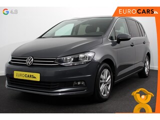 Volkswagen Touran 1.5 TSI DSG Highline 7p Navigatie Apple Carplay/Android Auto Parkeersensoren Adaptieve Cruise Control Stoel-en stuurverwarming Elektrische achterklep Getinte ramen Climatronic