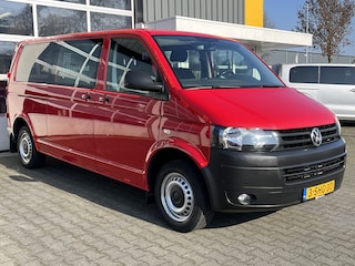 Volkswagen Transporter Kombi 2.0 TDI DSG Automaat 140 pk L2H1 BPM/ BTW vrij Airco Cruise control Trekhaak Automaat Verlengde uitvoering Marge 1 eigenaar Personenvervoer  Personenbus Groepsvervoer Ex overheid Ideaal voor ombouw naar Camper