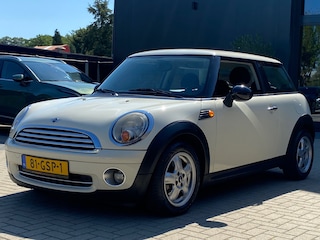 Mini Mini 1.4 Pepper NIEUWSTAAT NIEUWE APK NIEUWE KETTING AIRCO ELEKTR PAKKET L.M. VELGEN