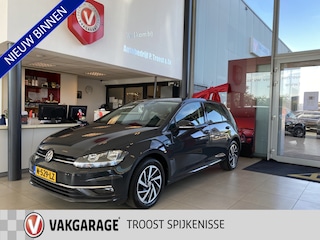 Volkswagen Golf 1.5 TSI Highline,Automaat,Navigatie,Parkeerassistent,Climate&Cruisecontrol Adaptief,Spraakbediening,Comfortstoelen met Stoelverwarming,V&A Sensoren,16 Inch Lmv