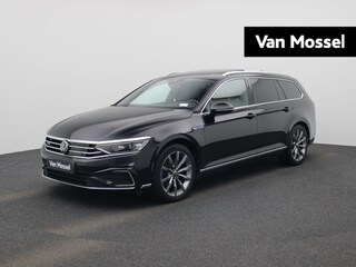 Volkswagen Passat Variant 1.4 TSI PHEV GTE Business | Automaat | Apple Carplay / Android Auto | Panoramadak | Achteruitrijcamera | Parkeersensoren | Stoelverwarming |