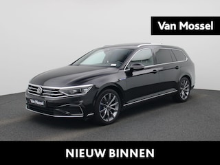 Volkswagen Passat Variant 1.4 TSI PHEV GTE Business | Automaat | Apple Carplay / Android Auto | Panoramadak | Achteruitrijcamera | Parkeersensoren | Stoelverwarming |