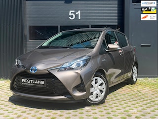 Toyota Yaris 1.5 Hybrid Active | Lage KM | Lane Ass | Cruise