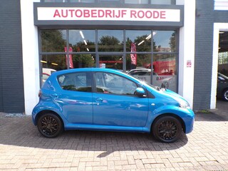 Toyota Aygo 1.0-12V Dynamic Blue Airco Nieuwe apk