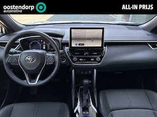 Toyota Corolla Cross 2.0 High Power Hybrid First Edition **DODEHOEK DETECTIE/ STOELVERWARMING/ PARKEERSENSOREN**