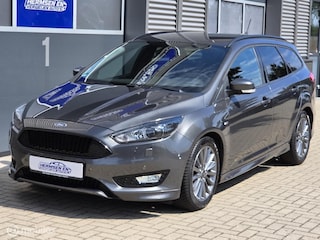 Ford Focus Wagon 1.0 ST-Line