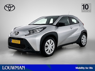 Toyota Aygo 1.0 VVT-i S-CVT Play | Dealer Onderhouden | Apple CarPlay/Android Auto | Cruise Control Adaptive | Airco | Achteruitrijcamera | Elektrische ramen voor | Elektrisch verstelbare spiegels |