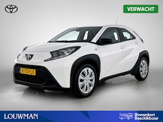 Toyota Aygo 1.0 VVT-i MT Play | BTW voertuig | 1e Eigenaar | NIEUW GELEVERD & ONDERHOUDEN | Apple Carplay / Android Auto | Airco | Achteruitrijcamera | Elektrische ramen voor | Elektrische buitenspiegels |