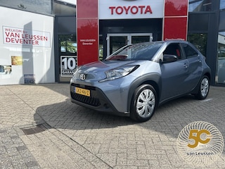 Toyota Aygo 1.0 VVT-i MT Play CAMERA APPLE/ANDROID AD-CRUISE