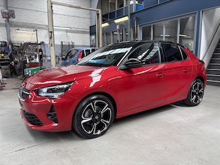 Opel Corsa 1.2 Turbo 100pk GS Line | Two-tone | Panoramadak | Apple carplay/ Android | Navigatie | Stoel + Stuur verw. | Cruise control | NAP | Rijklaar prijs!