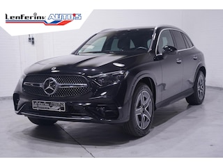 Mercedes-Benz GLC 300e 4-matic GLC 300 e 4MATIC AT mit EQ Hybrid Tech AMG-pakket private-glas LED-verlichting 360-Camera wegklapbare-trekhaak allu-dakrails electrische achterklep ACC electrisch bedienbare voorstoelen met memo APPLE-Carplay Navigatie DAB-ontvangst lederen/alcantara bekleding sfeerverlichting v