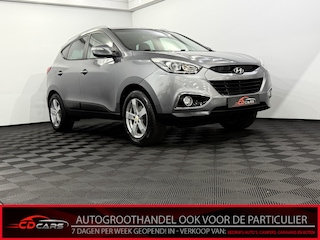 Hyundai ix35 2.0i Business Edition Camera, Navi, Cruise control, Stoelverwarming, Clima, Half leder, Lichtmetalen velgen