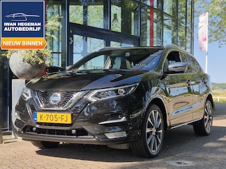 Nissan Qashqai 1.3 DIG-T Tekna + AUTOMAAT | Panoramadak | Trekhaak | Leer | Navigatie | Cruise Control | Licht metalen velgen