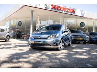 Honda Jazz 1.5 Full Hybrid Executive Automaat | Volledig dealeronderhouden | All Season banden | Dode hoek detectie | Carplay | PDC | Camera