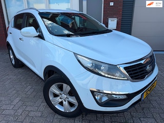 Kia Sportage 1.6 GDI Plus Pack / Leder / Navi / Camera / PDC / Park Assist / LED