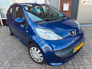 Peugeot 107 1.0-12V XR / Airco / 5DRS / Toerenteller
