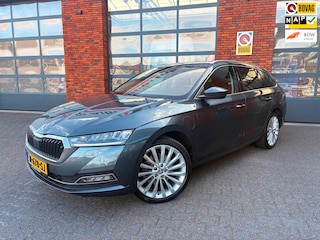 Skoda Octavia Combi 1.4 TSI iV PHEV Business Edition Plus |Camera|Trekhaak|SOH Accu 100%
