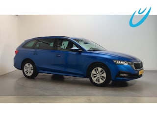 Skoda Octavia Combi 1.0 e-TSI DSG Ambition Parkeersensoren Trekhaak Virtual Cockpit App-Connect DAB+
