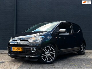 Volkswagen Up 1.0 High Up! | Black Edition | Airco | Navi