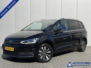 Volkswagen Touran 1.5 TSI Goal 7 persoons Carplay Elektrische klep Trekhaak Automa