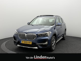 BMW X1 sDrive20i 179PK Business Edition Plus | Panoramadak | Head-Up Display | Stoelverwarming