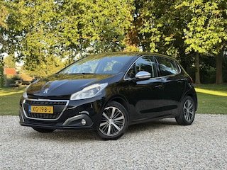 Peugeot 208 1.2, Carplay, Cruise*Onderhoud t.w.v. €3400*