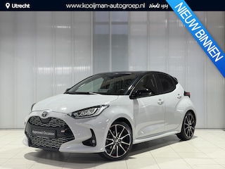 Toyota Yaris 1.5 Hybrid GR Sport | Stoelverwarming | Alcantara sportstoelen | Sport pakket | Draadloze apple carplay/anroid auto | Navigatie af fabriek | Head up display |